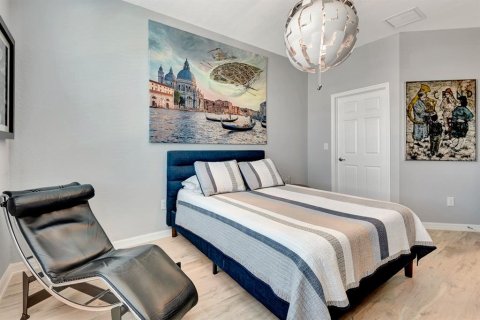 Touwnhouse à vendre à Bradenton, Floride: 3 chambres, 195.28 m2 № 1681713 - photo 23