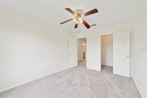 Villa ou maison à vendre à Kissimmee, Floride: 4 chambres, 221.39 m2 № 2149095 - photo 21