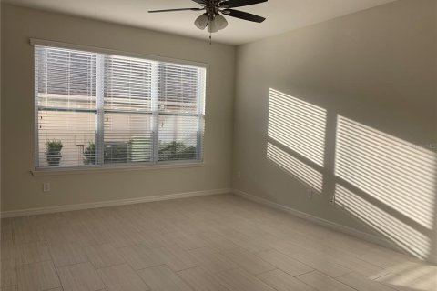 Touwnhouse à louer à Windermere, Floride: 3 chambres, 147.53 m2 № 2347883 - photo 6