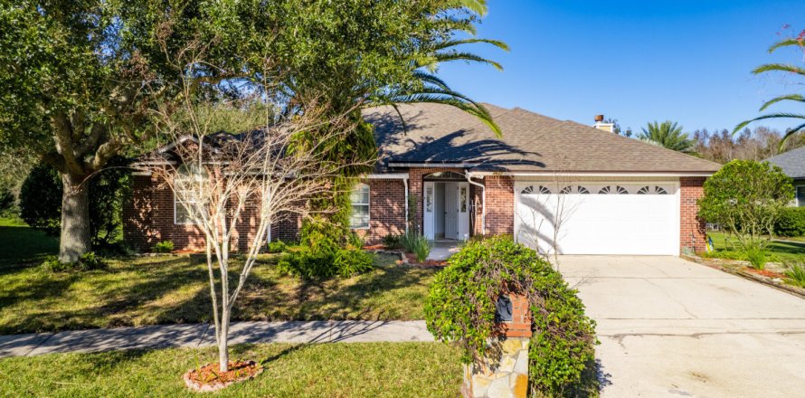 House in Jacksonville, Florida 4 bedrooms, 207.17 sq.m. № 889638