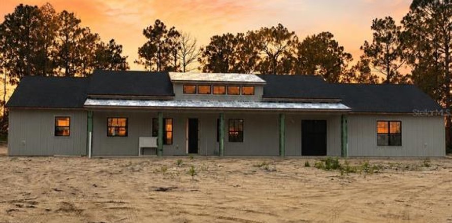 Villa ou maison à Morriston, Floride 4 chambres, 218.51 m2 № 2210091