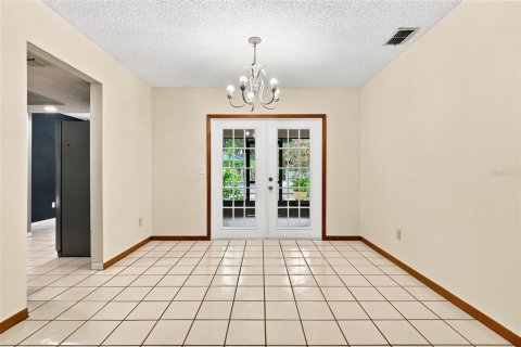 House in Deltona, Florida 3 bedrooms, 130.34 sq.m. № 2305896 - photo 19