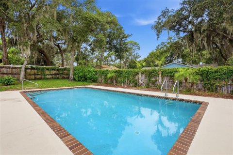 House in Deltona, Florida 3 bedrooms, 130.34 sq.m. № 2305896 - photo 3
