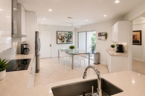 Adosado en venta en Pompano Beach, Florida, 4 dormitorios, 211.63 m2 № 2244901 - foto 7