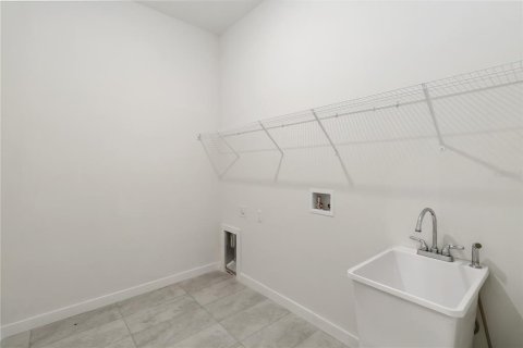 Casa en venta en Citrus Springs, Florida, 4 dormitorios, 164.53 m2 № 1802353 - foto 11