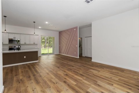Casa en venta en Citrus Springs, Florida, 4 dormitorios, 164.53 m2 № 1802353 - foto 4