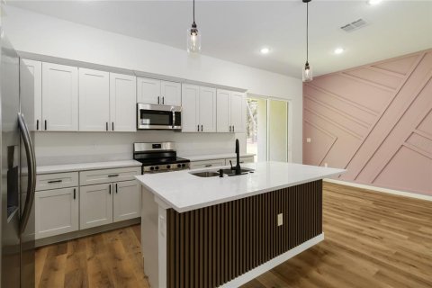 Casa en venta en Citrus Springs, Florida, 4 dormitorios, 164.53 m2 № 1802353 - foto 8