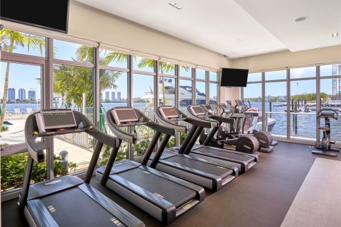 Condo in North Miami Beach, Florida, 2 bedrooms  № 2045806 - photo 26