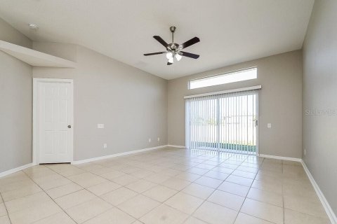 Casa en alquiler en Riverview, Florida, 4 dormitorios, 154.68 m2 № 1905077 - foto 3