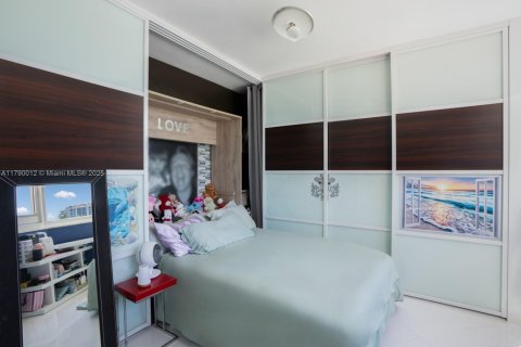 Купить кондоминиум в Майами-Бич, Флорида 2 спальни, 137.87м2, № 2020942 - фото 11