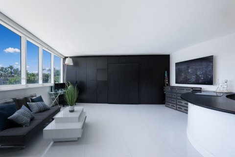 Купить кондоминиум в Майами-Бич, Флорида 2 спальни, 137.87м2, № 2020942 - фото 4