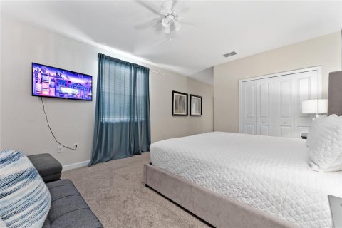 Villa ou maison à vendre à Kissimmee, Floride: 5 chambres, 305.83 m2 № 2108584 - photo 21