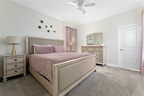 Villa ou maison à vendre à Kissimmee, Floride: 5 chambres, 305.83 m2 № 2108584 - photo 24