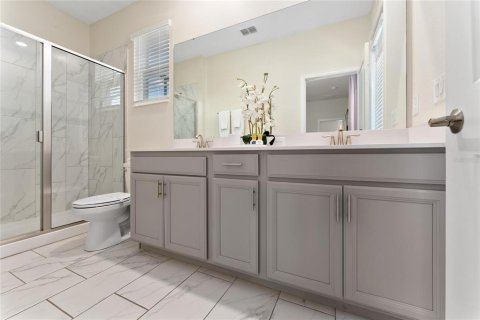 Villa ou maison à vendre à Kissimmee, Floride: 5 chambres, 305.83 m2 № 2108584 - photo 25