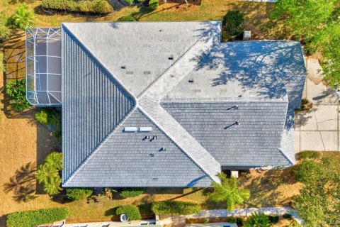 Villa ou maison à vendre à Sarasota, Floride: 2 chambres, 111.76 m2 № 2436798 - photo 2
