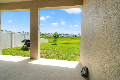Casa en venta en Brooksville, Florida, 3 dormitorios, 170.01 m2 № 1905699 - foto 13