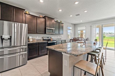 Casa en venta en Brooksville, Florida, 3 dormitorios, 170.01 m2 № 1905699 - foto 9