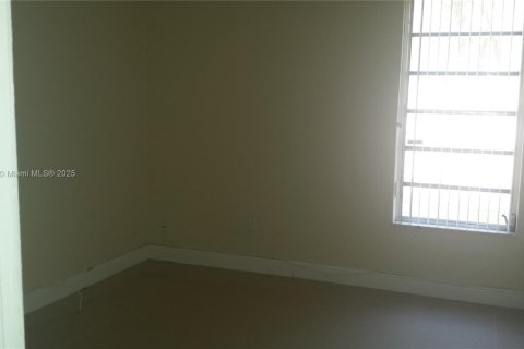 Copropriété à vendre à Miami, Floride: 2 chambres, 89.93 m2 № 1862811 - photo 8