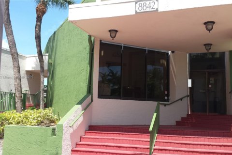 Copropriété à vendre à Miami, Floride: 2 chambres, 89.93 m2 № 1862811 - photo 5