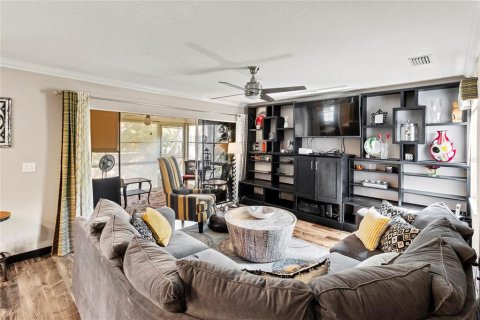 House in Bradenton, Florida 3 bedrooms, 192.03 sq.m. № 1750921 - photo 25