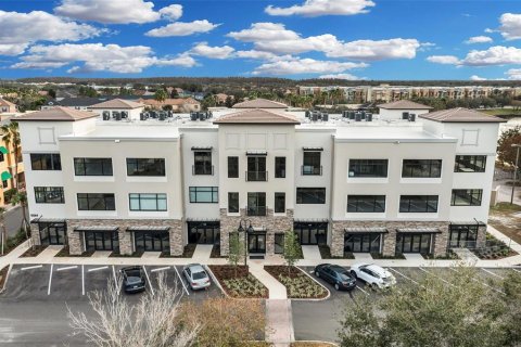 Immobilier commercial à Orlando, Floride 70.88 m2 № 2122026