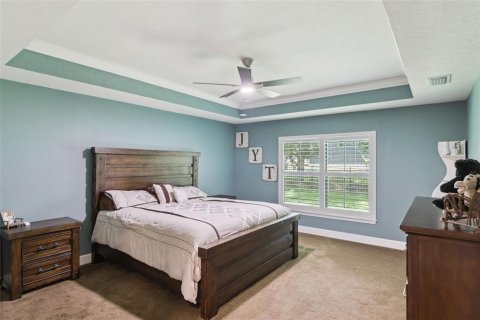 House in Auburndale, Florida 4 bedrooms, 237.18 sq.m. № 2092683 - photo 17