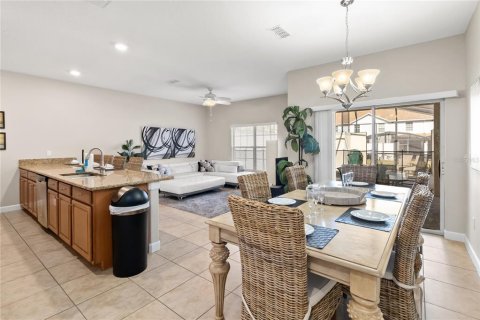 Adosado en venta en Kissimmee, Florida, 4 dormitorios, 177.81 m2 № 1382631 - foto 7