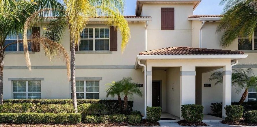 Adosado en STOREY LAKE en Kissimmee, Florida 4 dormitorios, 177.81 m2 № 1382631