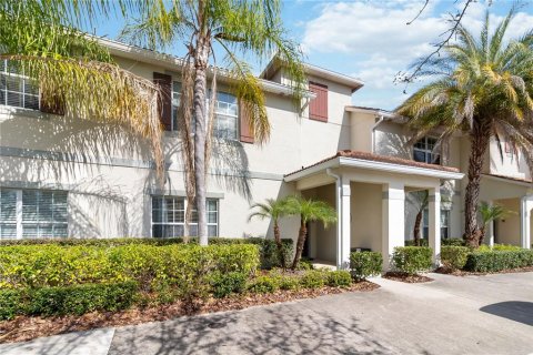 Adosado en venta en Kissimmee, Florida, 4 dormitorios, 177.81 m2 № 1382631 - foto 3