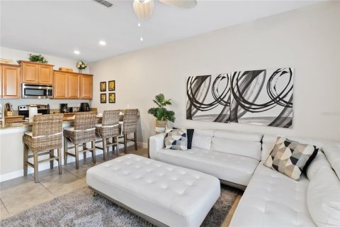 Adosado en venta en Kissimmee, Florida, 4 dormitorios, 177.81 m2 № 1382631 - foto 15