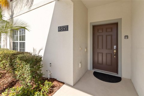 Adosado en venta en Kissimmee, Florida, 4 dormitorios, 177.81 m2 № 1382631 - foto 4