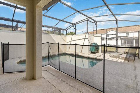 Adosado en venta en Kissimmee, Florida, 4 dormitorios, 177.81 m2 № 1382631 - foto 28