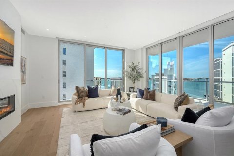 Condominio en venta en Sarasota, Florida, 3 dormitorios, 285.02 m2 № 2121182 - foto 13