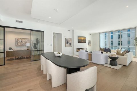 Condominio en venta en Sarasota, Florida, 3 dormitorios, 285.02 m2 № 2121182 - foto 28