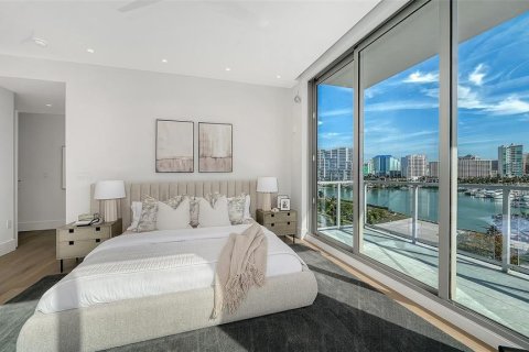Condo in Sarasota, Florida, 3 bedrooms  № 2121182 - photo 4