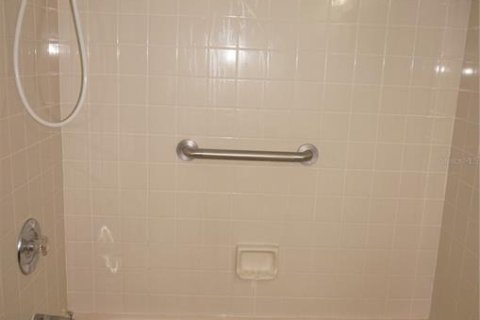 Condo in Punta Gorda, Florida, 2 bedrooms  № 2393732 - photo 14
