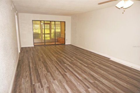 Condo in Punta Gorda, Florida, 2 bedrooms  № 2393732 - photo 3