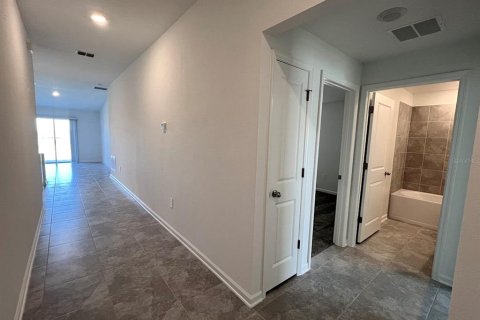 Casa en alquiler en Davenport, Florida, 3 dormitorios, 144.93 m2 № 1819382 - foto 2