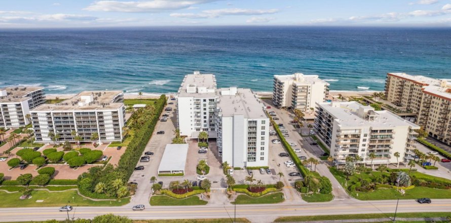Condo in Palm Beach, Florida, 1 bedroom  № 1098681
