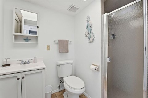 Copropriété à vendre à Port Charlotte, Floride: 2 chambres, 106.84 m2 № 2215328 - photo 12