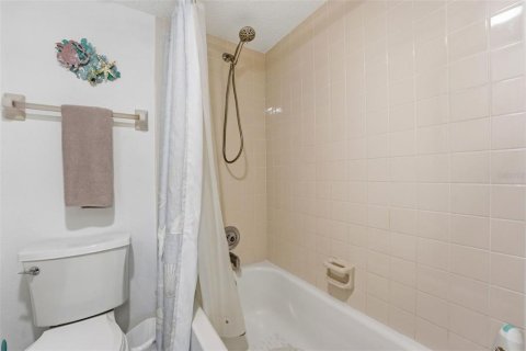 Copropriété à vendre à Port Charlotte, Floride: 2 chambres, 106.84 m2 № 2215328 - photo 13