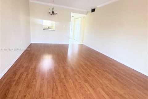 Снять в аренду кондоминиум в Санрайз, Флорида 1 спальня, 59.46м2, № 2060407 - фото 6