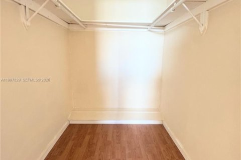 Снять в аренду кондоминиум в Санрайз, Флорида 1 спальня, 59.46м2, № 2060407 - фото 10