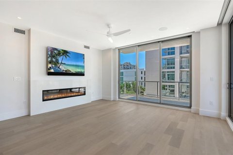 Condo in Sarasota, Florida, 3 bedrooms № 2167195 - photo 7