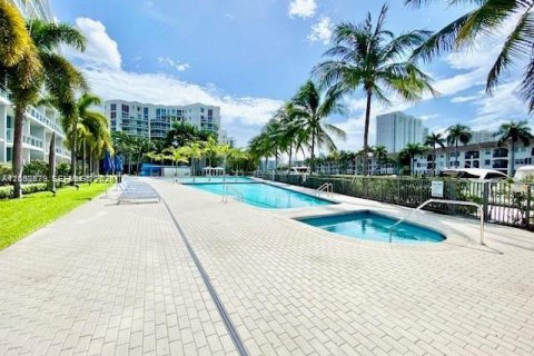 Studio à Condo à Aventura, Floride  № 2168788