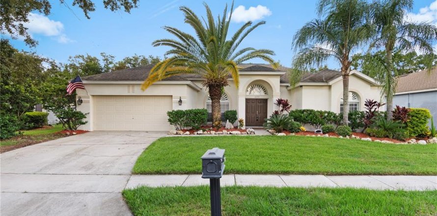 House in Ocoee, Florida 4 bedrooms, 209.96 sq.m. № 1902898