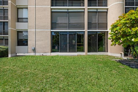 Купить кондоминиум в Дженсен-Бич, Флорида 3 комнаты, 102.38м2, № 2146200 - фото 22