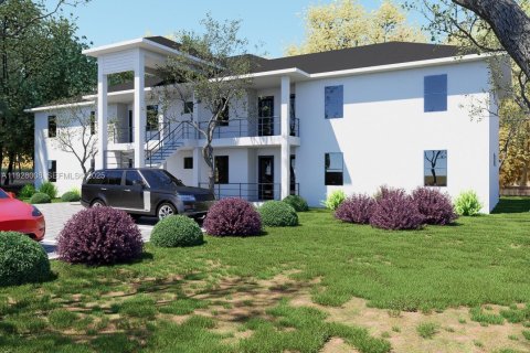 Купить коммерческую недвижимость в Кейп-Корал, Флорида № 1988180 - фото 19