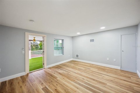 Villa ou maison à vendre à Tampa, Floride: 4 chambres, 259.48 m2 № 1919907 - photo 28
