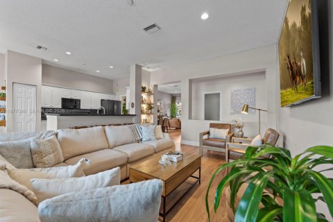 House in Weston, Florida 4 bedrooms, 196.49 sq.m. № 2041750 - photo 10